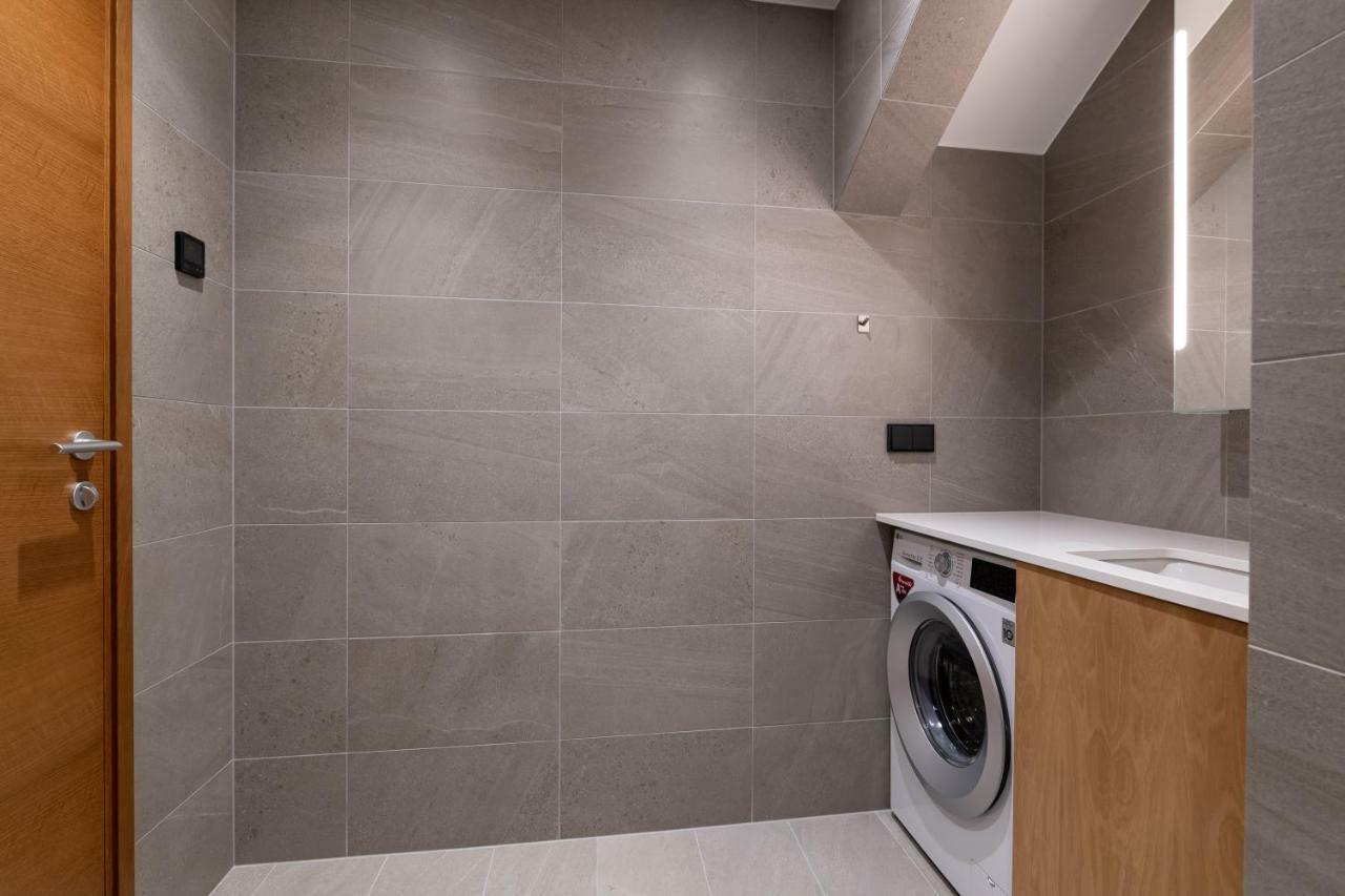 Self-Check-In 2 Bedroom Apartment With A Terrace And Free Parking Talin Exterior foto